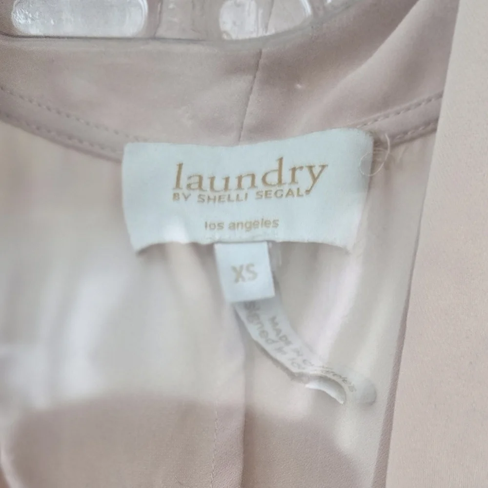 3/$20 Laundry by Shelli Segal Sleeveless Blouse Blush Pink XS - Picture 2 of 3